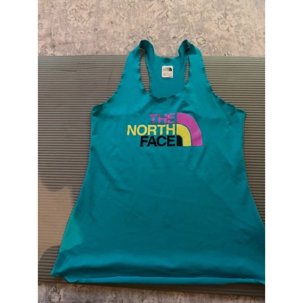 The Northface Tank :)